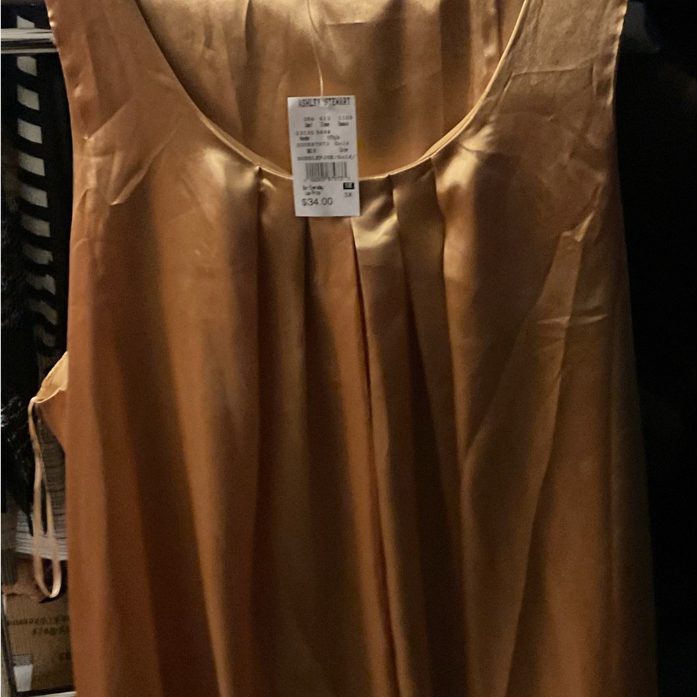 Gold Sleeveless Top w/ matching pants